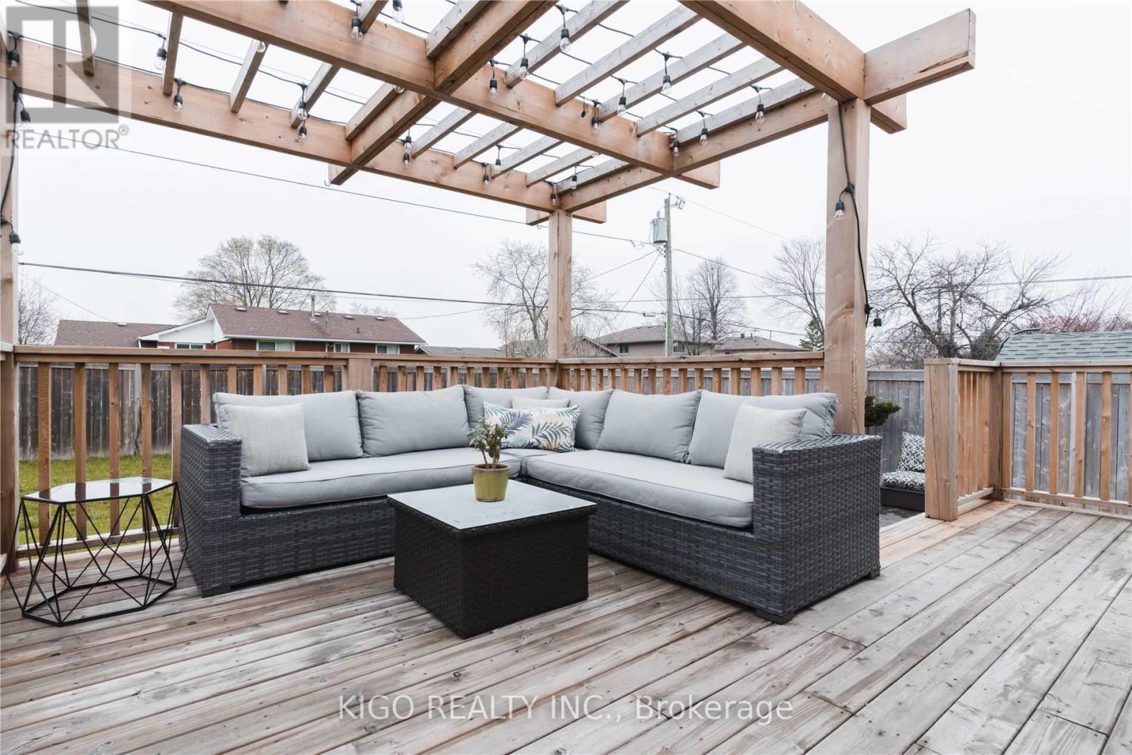 Upper - 1227 Homewood Drive, Burlington, Ontario  L7P 2M5 - Photo 18 - W14095292