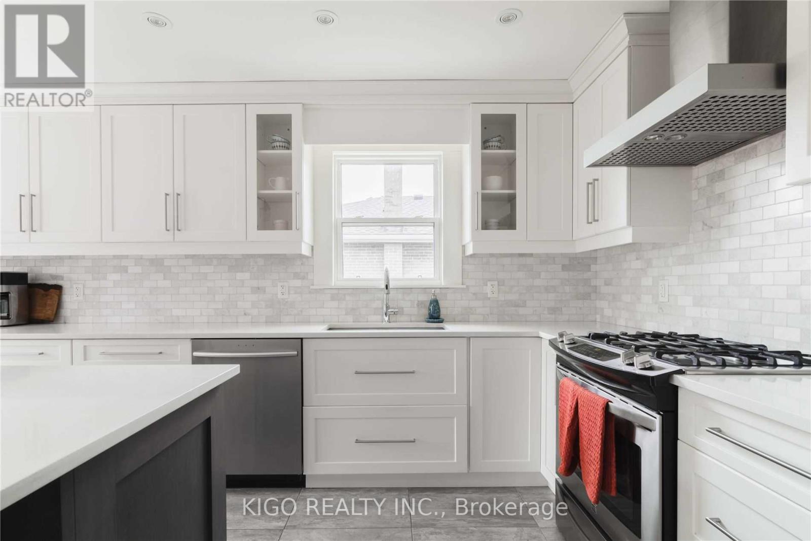 Upper - 1227 Homewood Drive, Burlington, Ontario  L7P 2M5 - Photo 8 - W14095292
