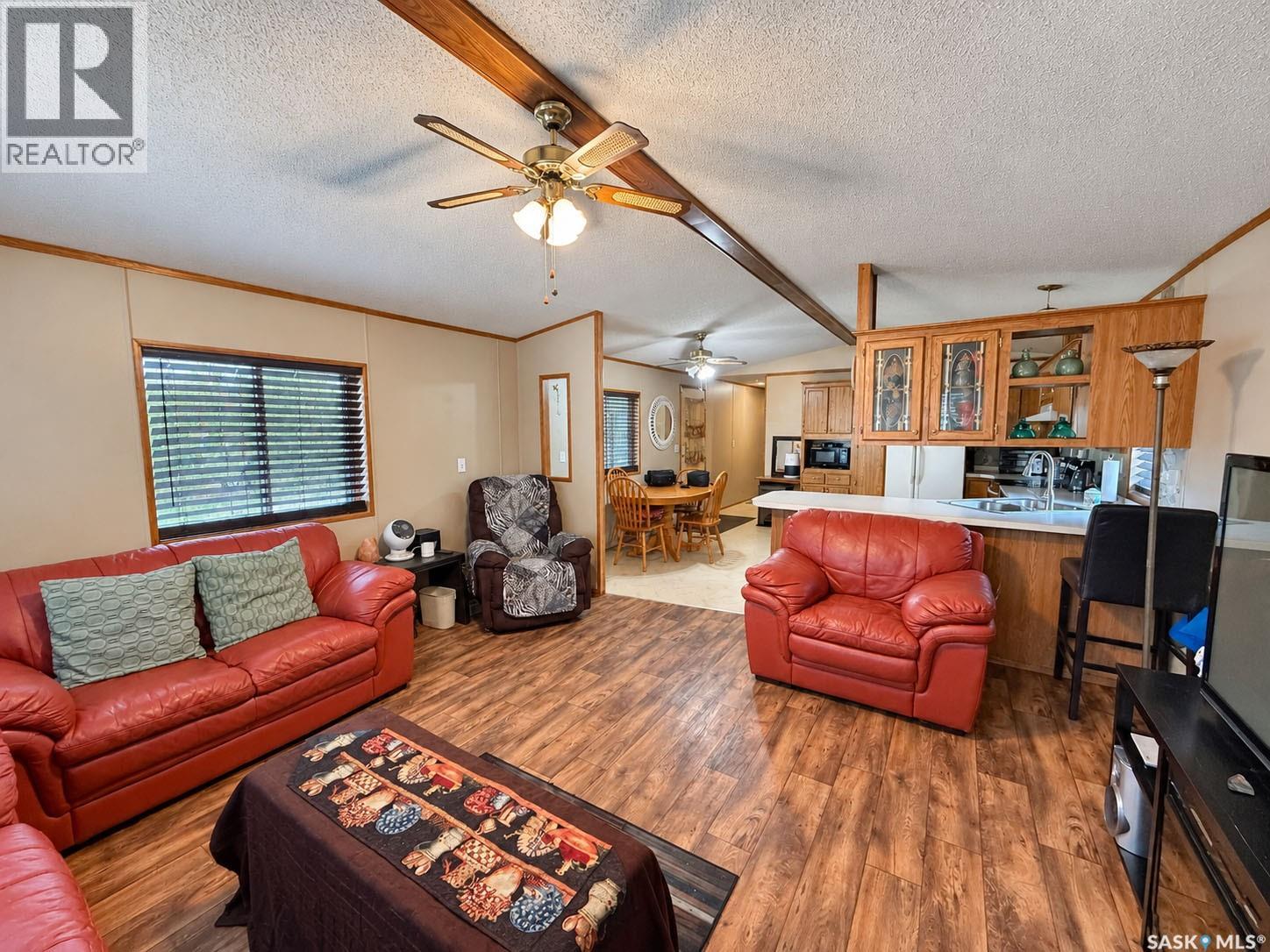 93 Eastview Trailer Court, Prince Albert Rm No. 461, Saskatchewan  S6V 5P9 - Photo 5 - SK051546