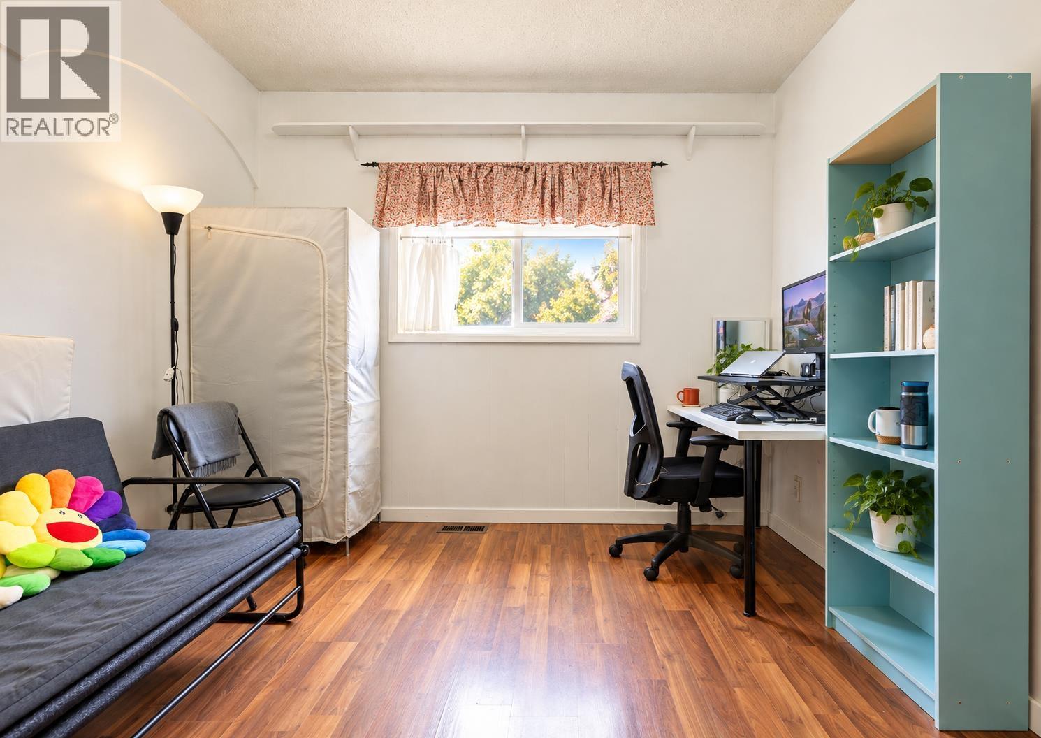 7620 14th Avenue, Burnaby, British Columbia  V3N 2A5 - Photo 13 - R3176994