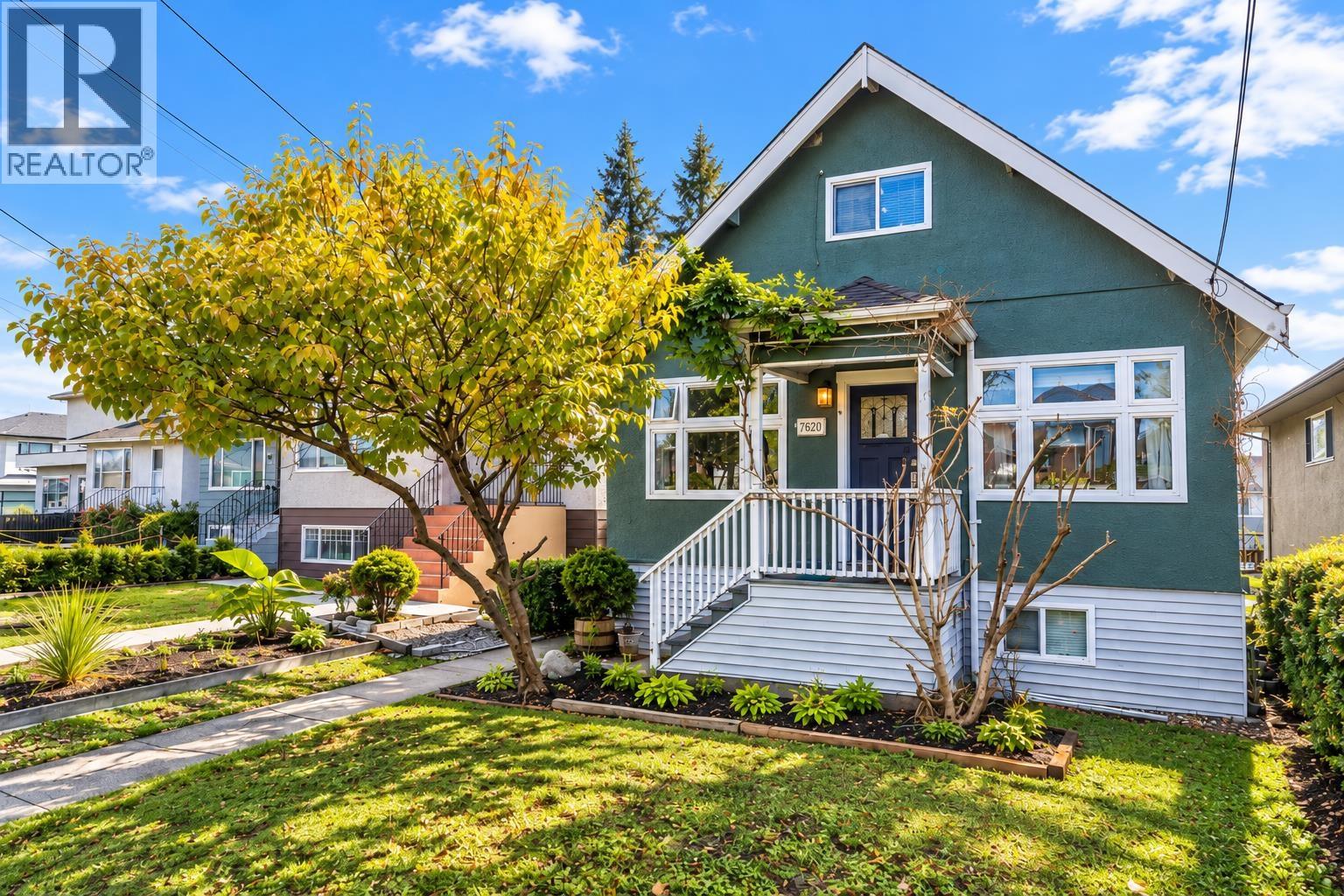 7620 14th Avenue, Burnaby, British Columbia  V3N 2A5 - Photo 1 - R3176994