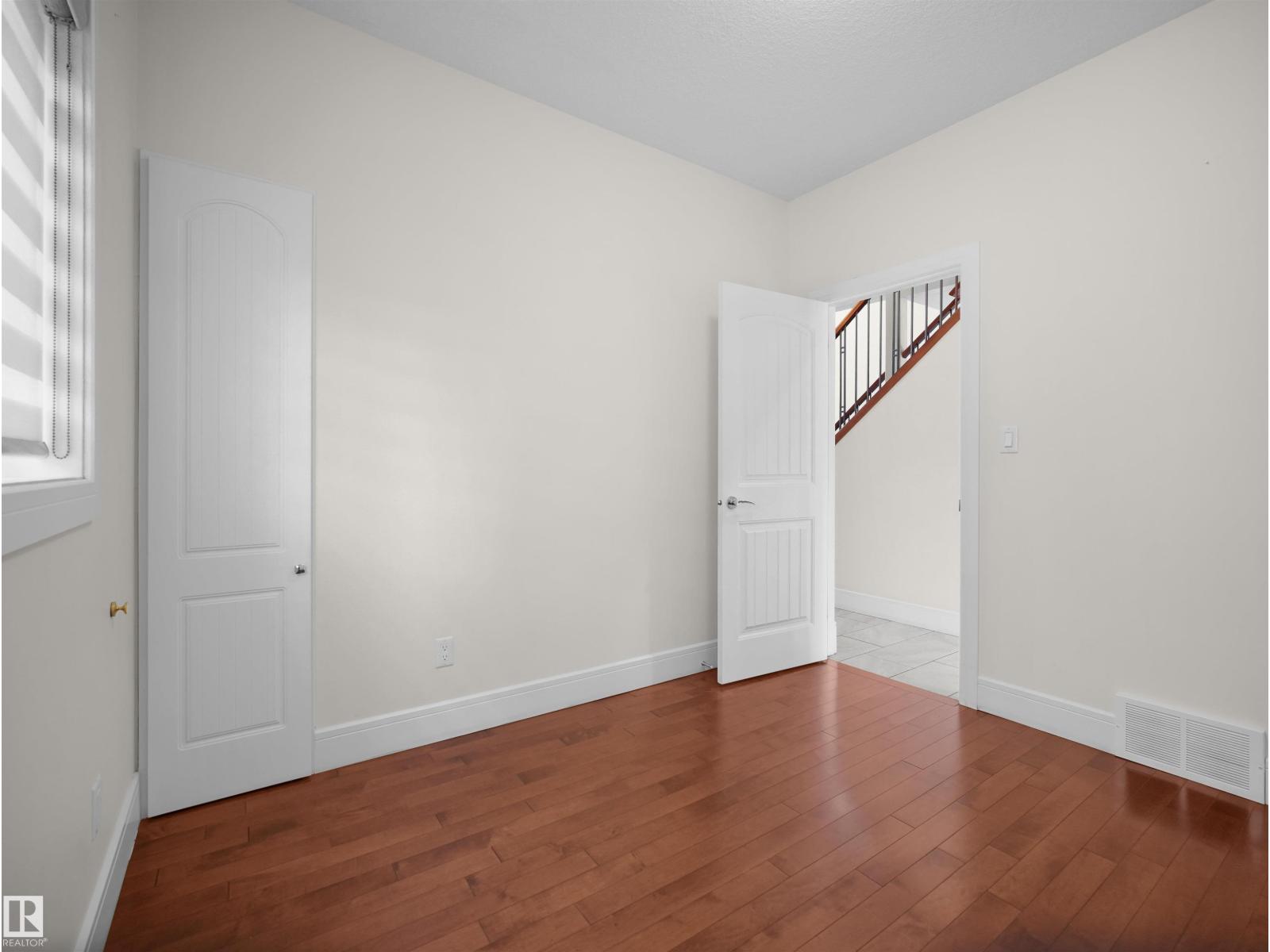 5219 18 Av SW, Edmonton, Alberta  T6X 1A4 - Photo 14 - E4512871
