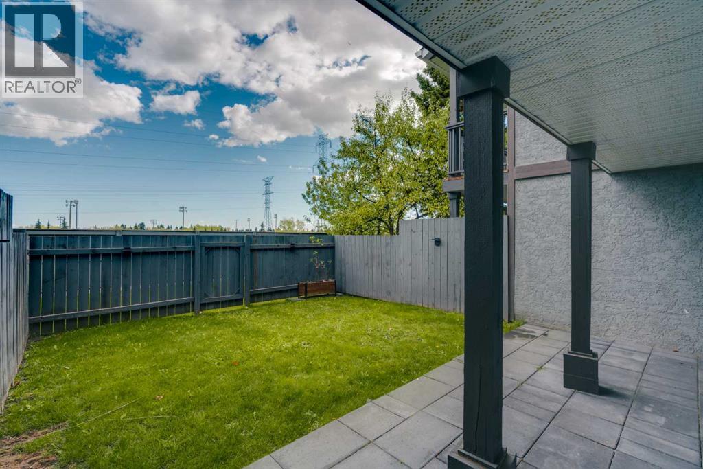 1205 Signal Hill Green Sw, Calgary, Alberta  T3H 2Y4 - Photo 35 - A2347666