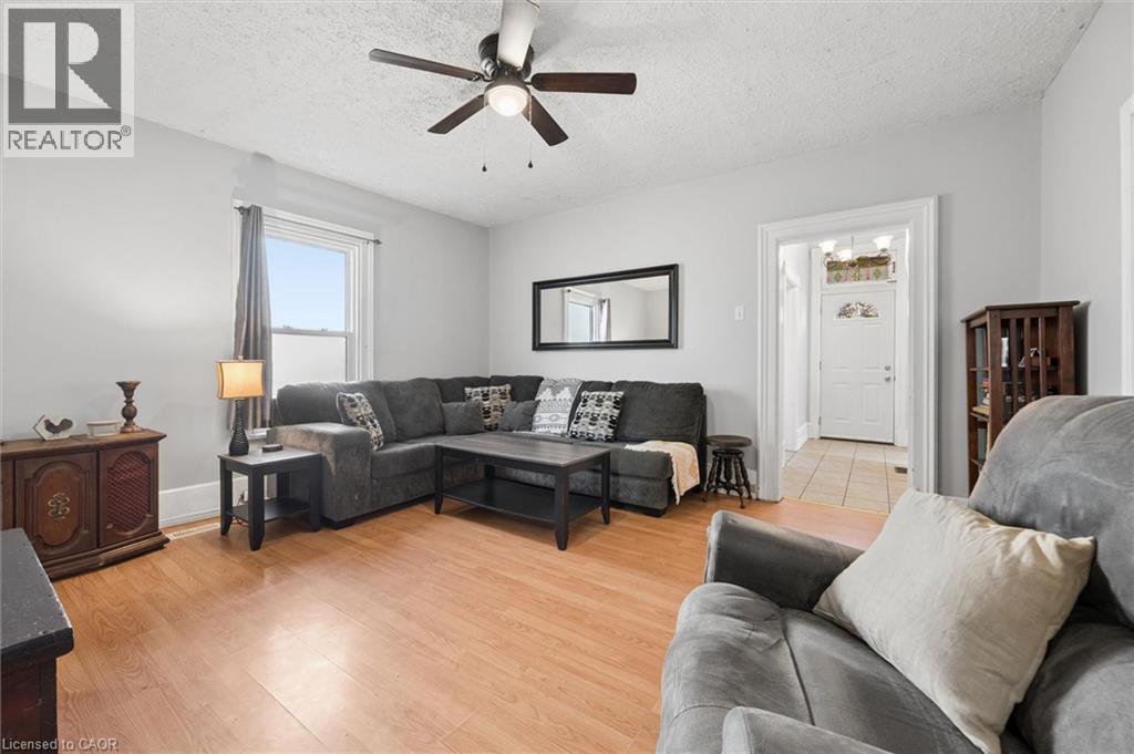 38 Glenmorris Street, Cambridge, Ontario  N1S 2Y2 - Photo 4 - 40869356