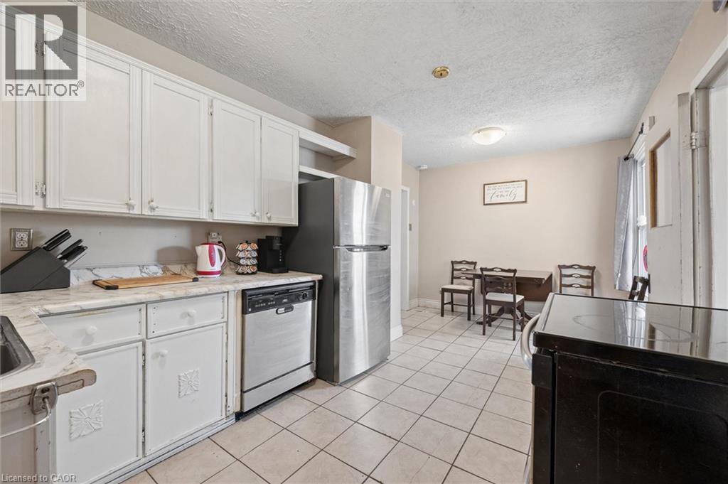 38 Glenmorris Street, Cambridge, Ontario  N1S 2Y2 - Photo 9 - 40869356