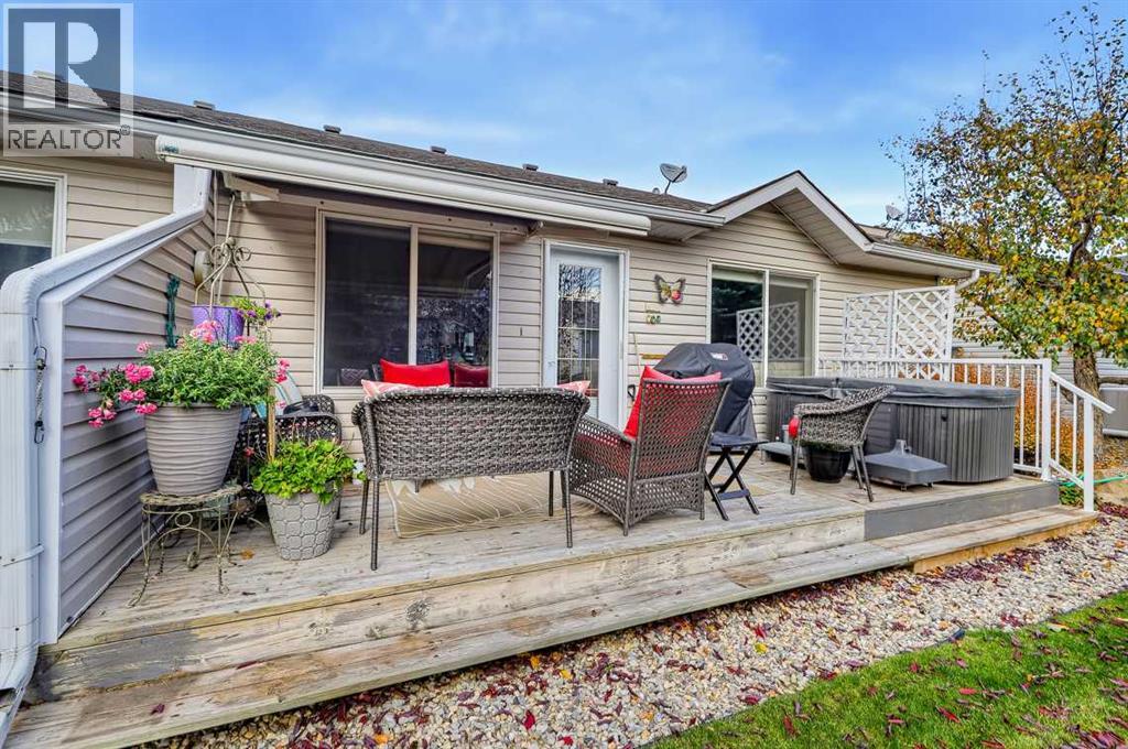 118 Whispering Way