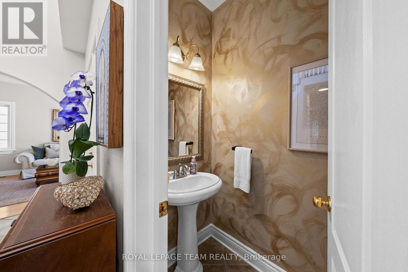 136 Shaughnessy Crescent, Ottawa, Ontario  K2K 2N3 - Photo 21 - X14099662