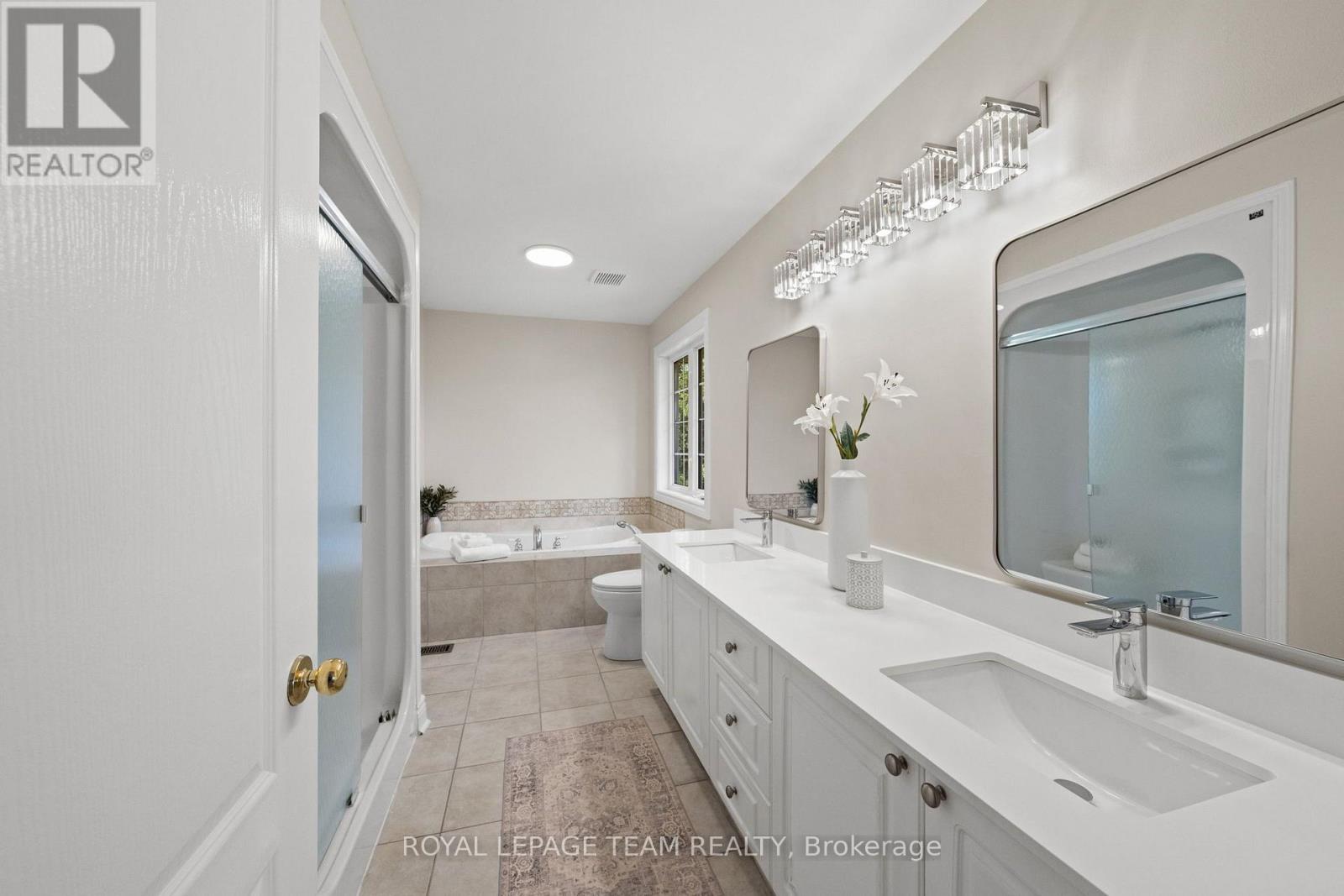 136 Shaughnessy Crescent, Ottawa, Ontario  K2K 2N3 - Photo 27 - X14099662