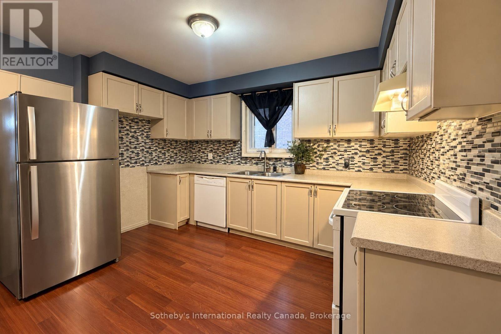 15 Port Royal Trail, Wasaga Beach, Ontario  L9Z 1H7 - Photo 14 - S13877344