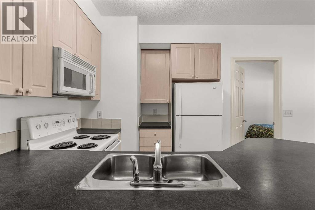 120, 176 Kananaskis Way Way, Canmore, Alberta  T1W 3E4 - Photo 14 - A2349910