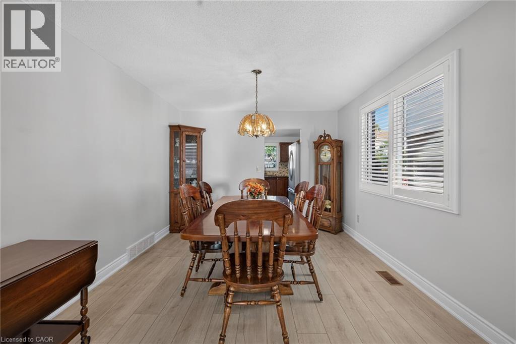 55 Fusilier Drive, Hamilton, Ontario  L9B 2E5 - Photo 11 - 40872792