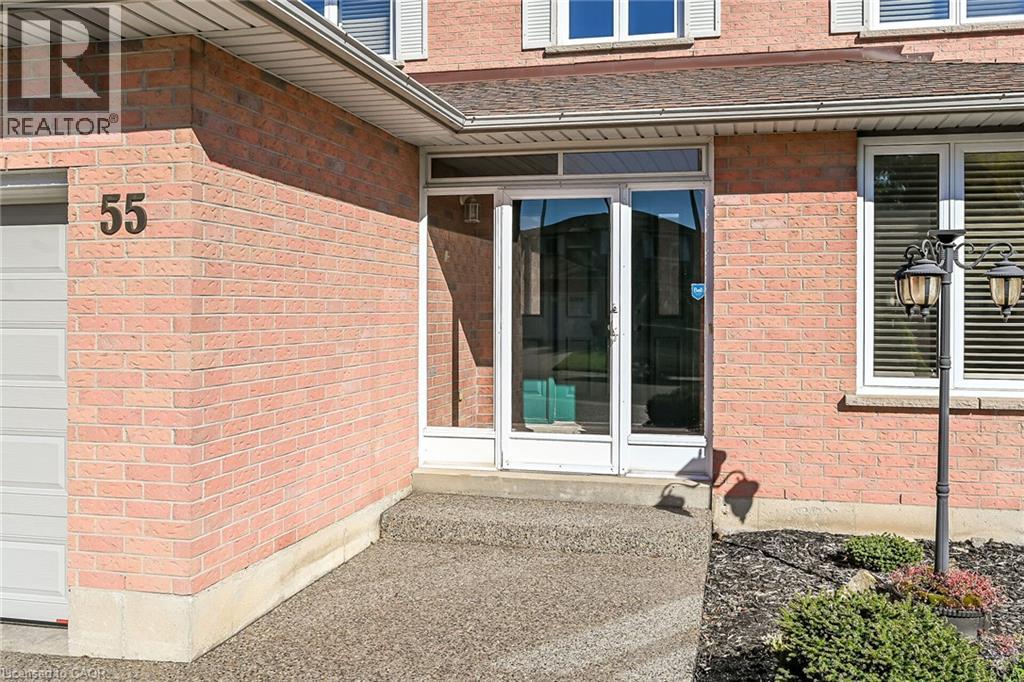 55 Fusilier Drive, Hamilton, Ontario  L9B 2E5 - Photo 3 - 40872792
