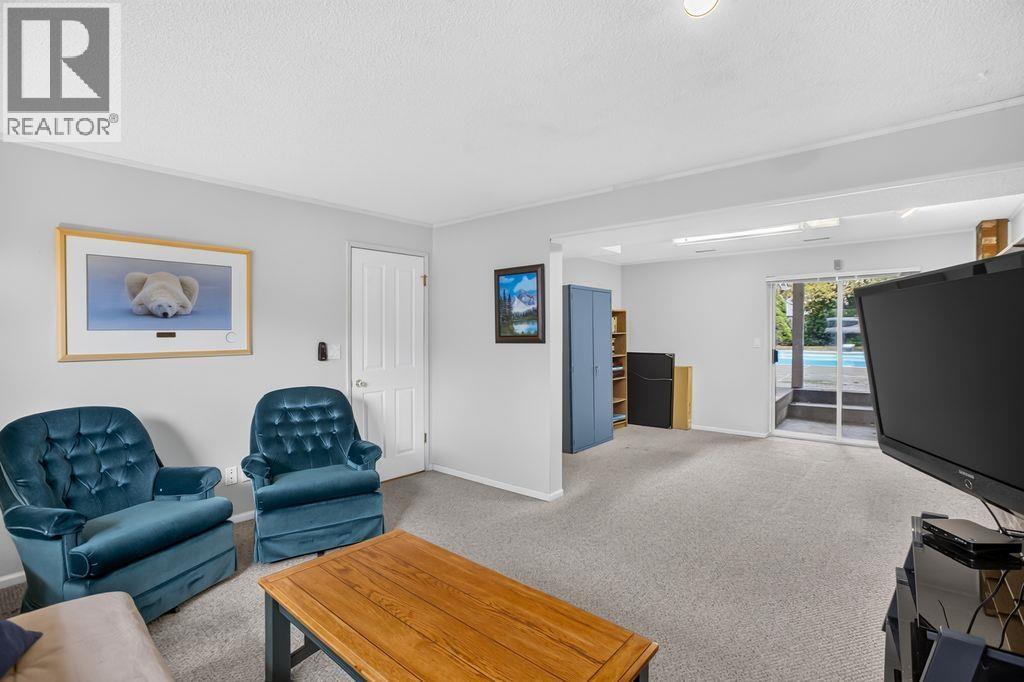 1423 Regan Avenue, Coquitlam, British Columbia  V3J 3B6 - Photo 23 - R3177024