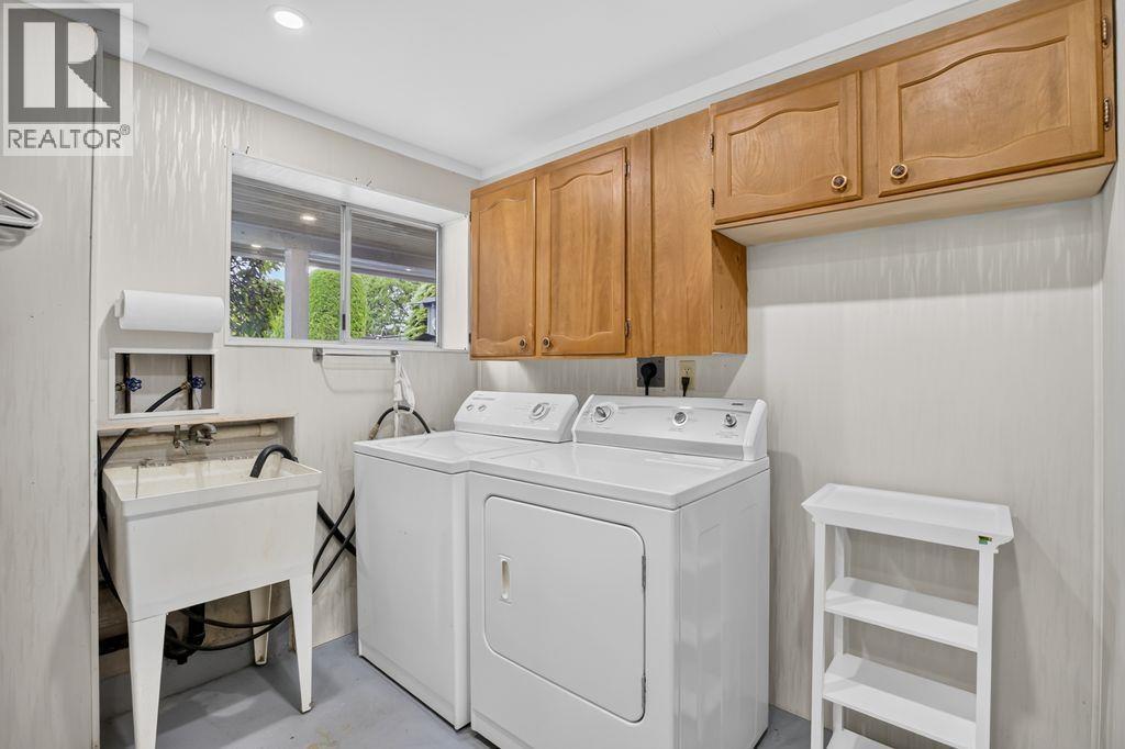 1423 Regan Avenue, Coquitlam, British Columbia  V3J 3B6 - Photo 24 - R3177024
