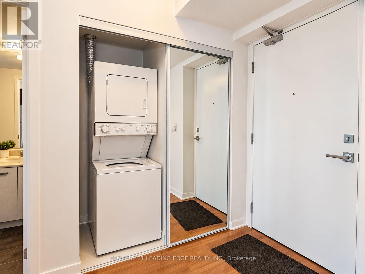 1009 - 832 Bay Street, Toronto, Ontario  M5S 1Z6 - Photo 10 - C14099564