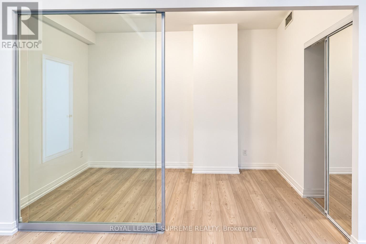 810 - 400 King Street S, Toronto, Ontario  M5V 1K2 - Photo 11 - C14099582