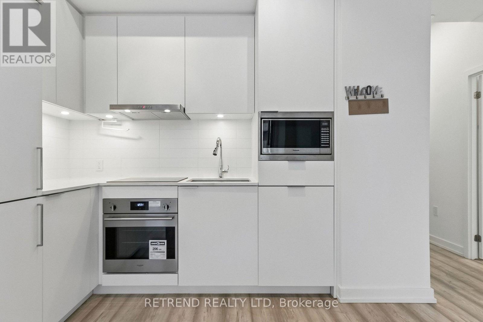 7 Golden Lion Heights, Toronto, Ontario  M2M 0C1 - Photo 17 - C14099590