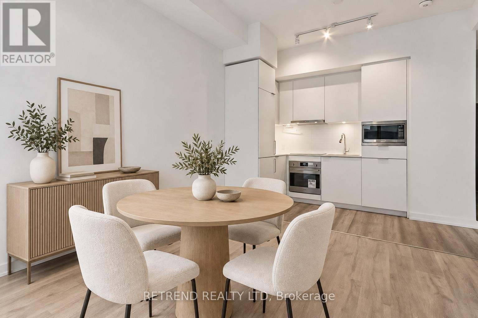 7 Golden Lion Heights, Toronto, Ontario  M2M 0C1 - Photo 6 - C14099590