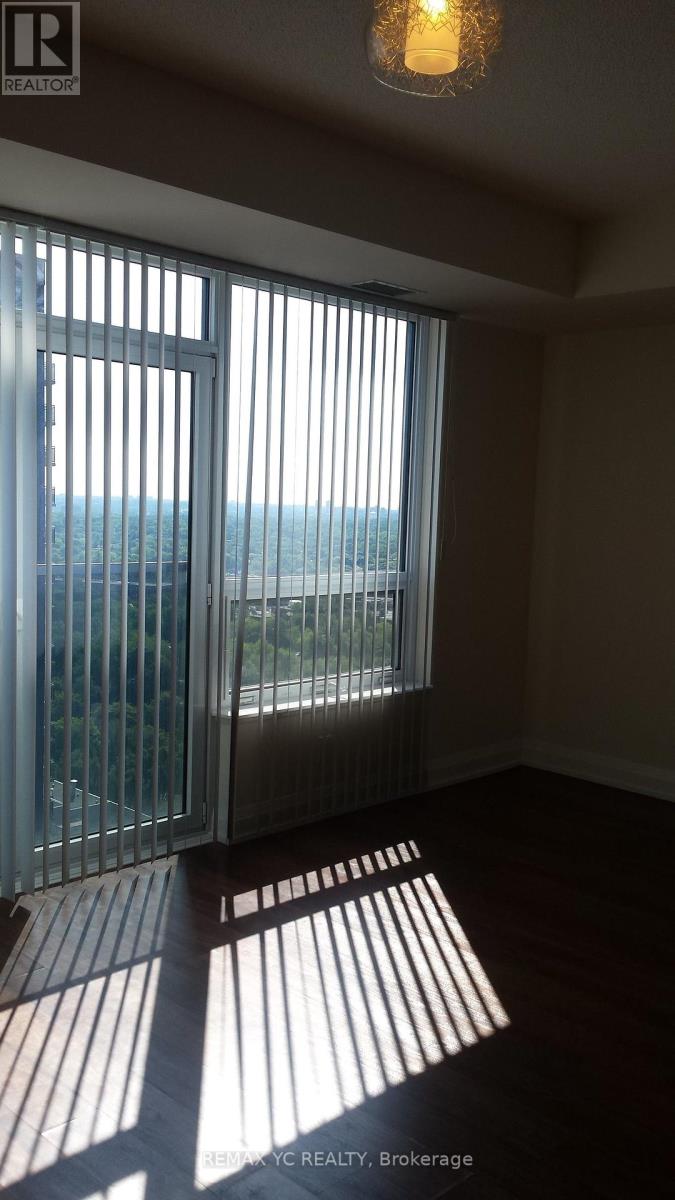 2024 - 5 Sheppard Avenue E, Toronto, Ontario  M2N 2Z8 - Photo 2 - C14099612