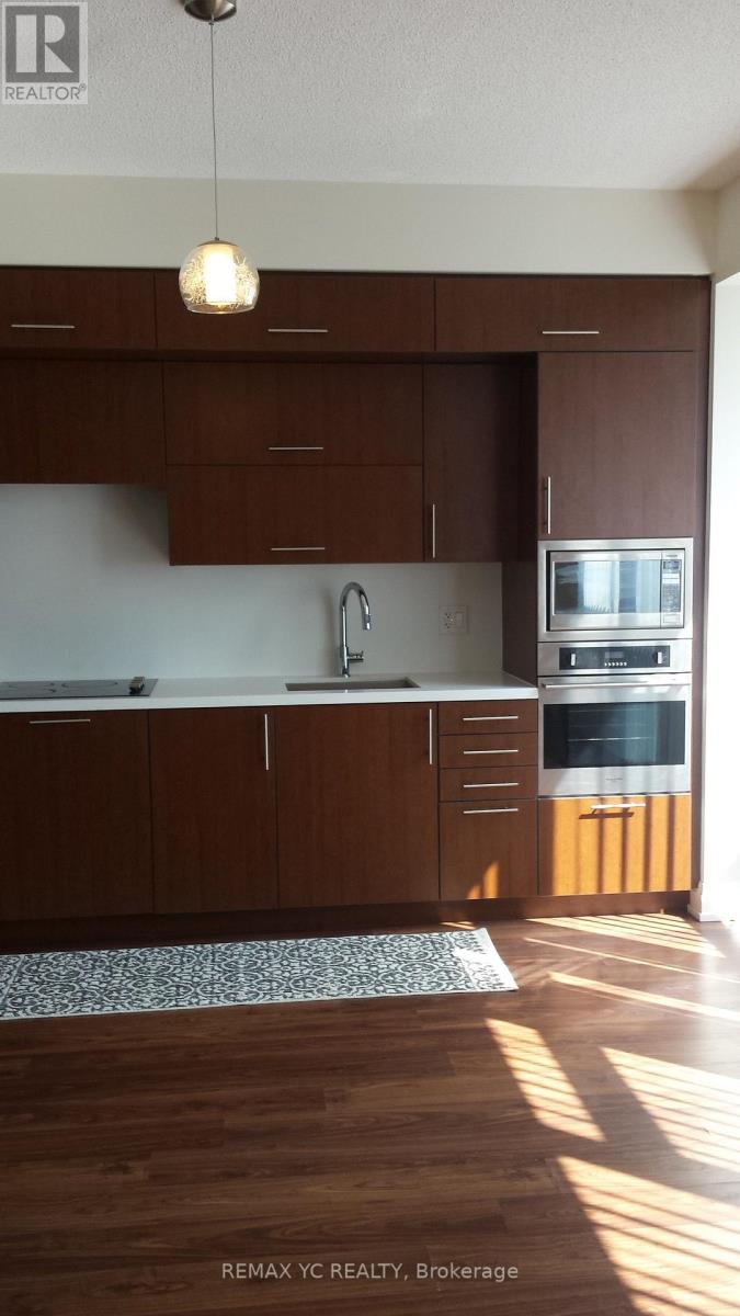 2024 - 5 Sheppard Avenue E, Toronto, Ontario  M2N 2Z8 - Photo 3 - C14099612