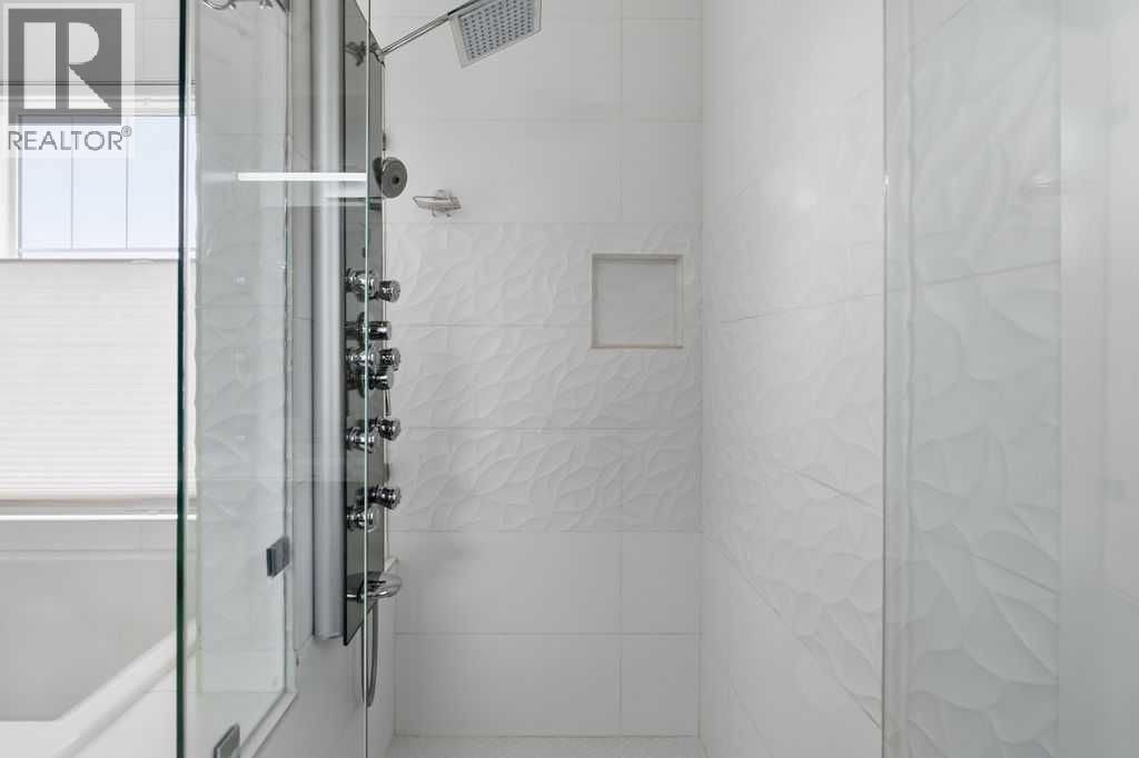 98 Evergreen Common SW, Calgary, Alberta  T2Y 4N7 - Photo 27 - A2351115