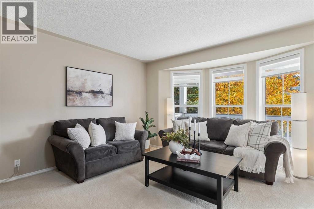 189 Tuscany Valley Way NW, Calgary, Alberta  T3L 2A7 - Photo 4 - A2352551