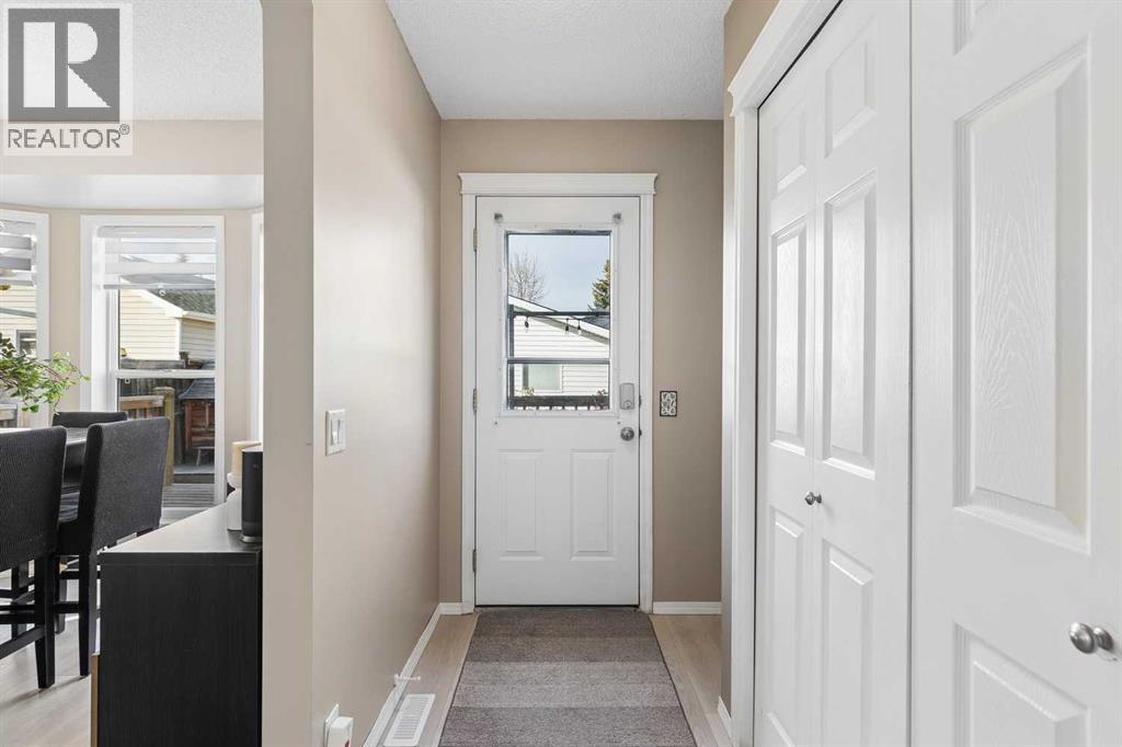189 Tuscany Valley Way NW, Calgary, Alberta  T3L 2A7 - Photo 12 - A2352551