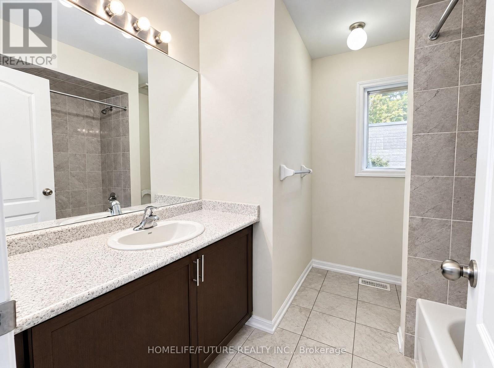 Main & 2nd - 81 Hurst Drive, Ajax, Ontario  L1T 0N8 - Photo 10 - E14099552