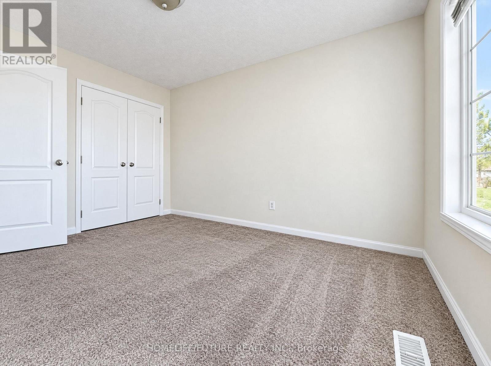 Main & 2nd - 81 Hurst Drive, Ajax, Ontario  L1T 0N8 - Photo 18 - E14099552