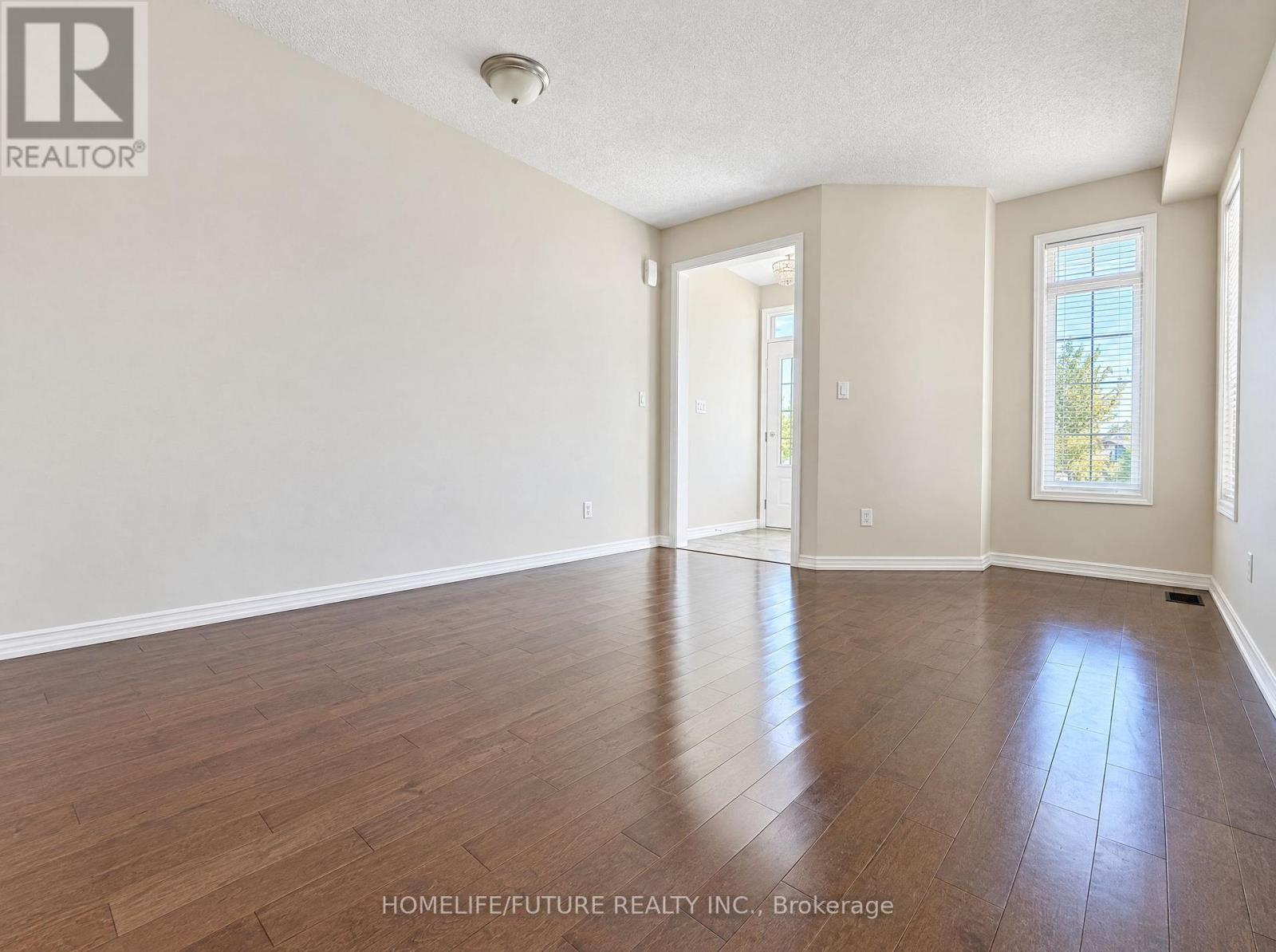 Main & 2nd - 81 Hurst Drive, Ajax, Ontario  L1T 0N8 - Photo 3 - E14099552