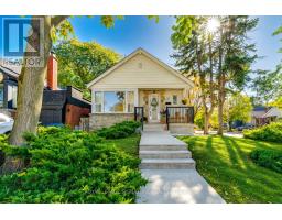 31 DAVIES CRESCENT, Toronto, Ontario