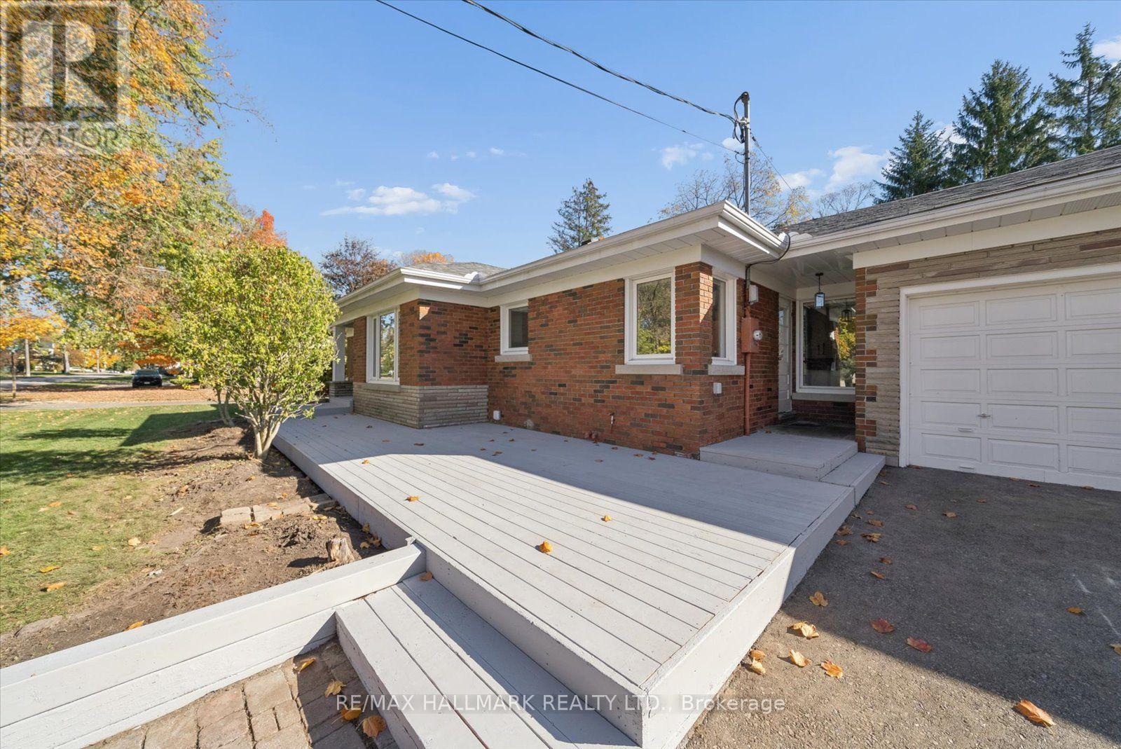 252 Harold Avenue, Whitchurch-Stouffville, Ontario  L4A 1C1 - Photo 3 - N14099624