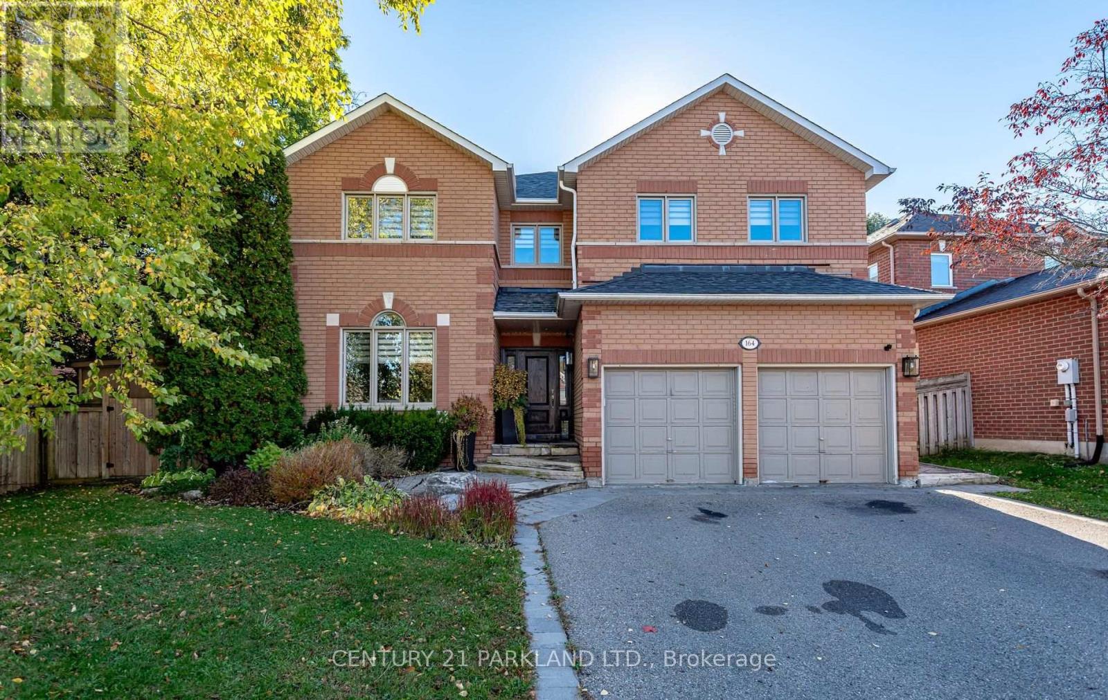 164 CARLYLE CRESCENT, Aurora, Ontario