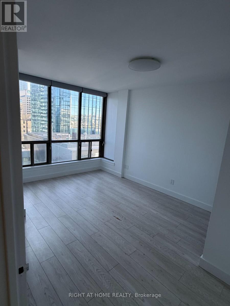 1601 - 40 Scollard Street, Toronto, Ontario  M5R 3S1 - Photo 17 - C13441068