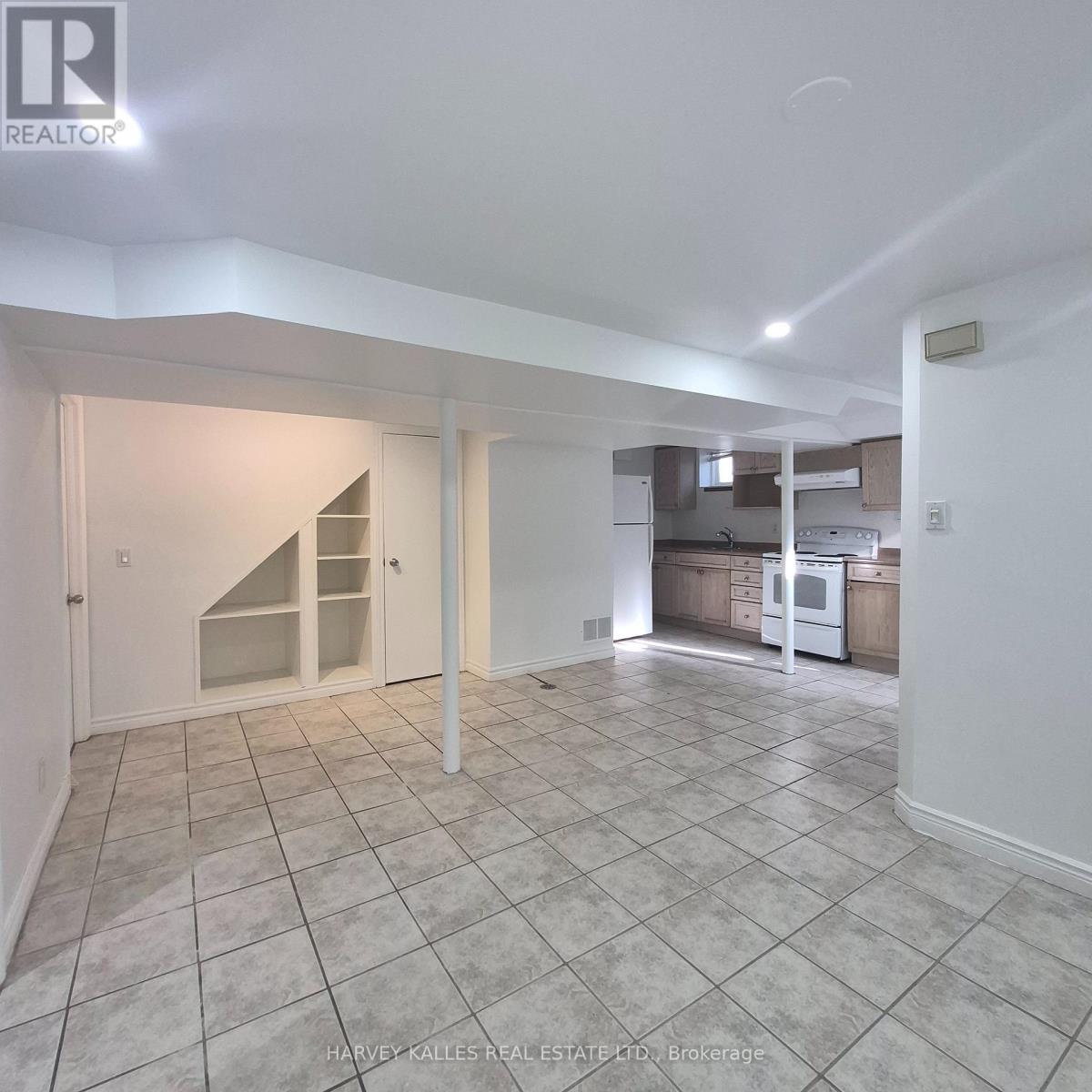 Lower - 1575 Dufferin Street, Toronto, Ontario  M6H 3L5 - Photo 5 - W14099054