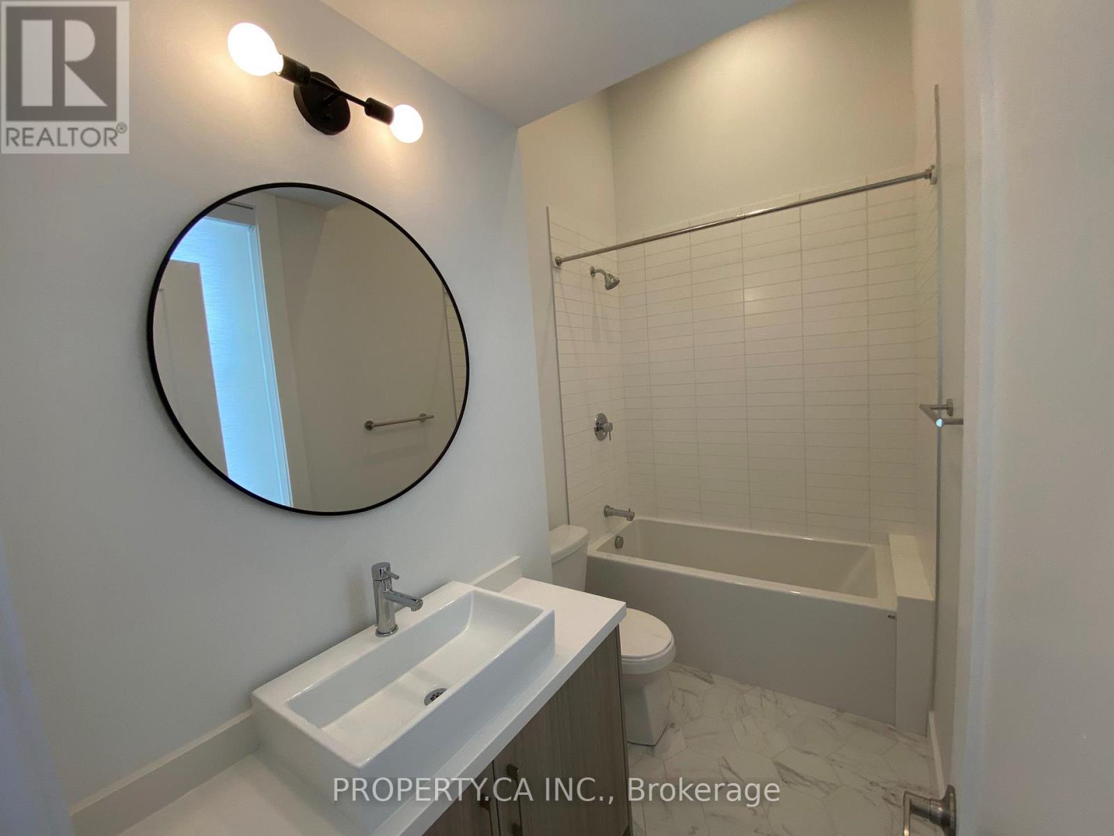 2 - 3100 Dundas Street W, Toronto, Ontario  M6P 1Z8 - Photo 7 - W14099530