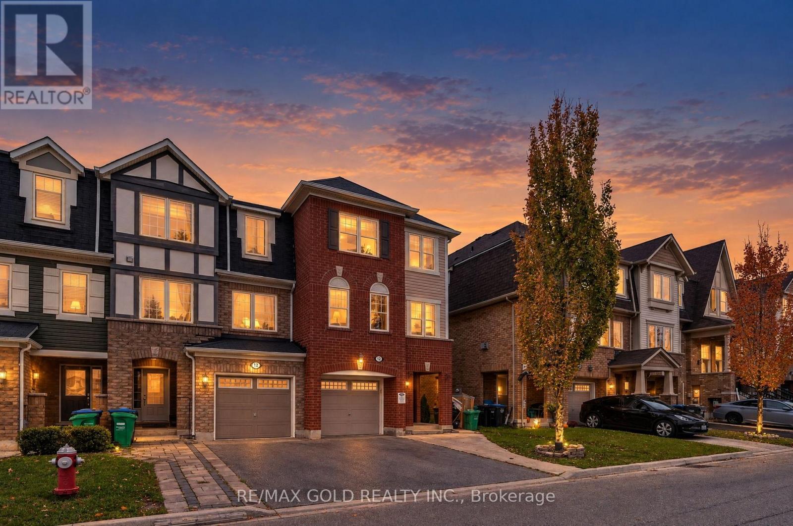14 MEMORY LANE, brampton (brampton north), Ontario