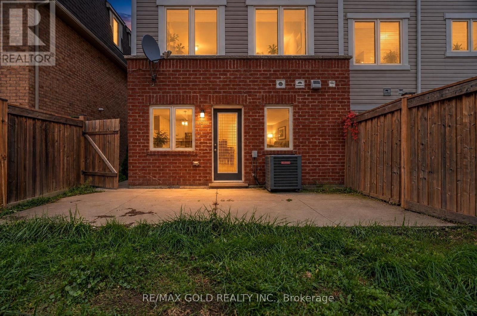 14 Memory Lane, Brampton (Brampton North), Ontario  L7A 0V9 - Photo 40 - W14099578