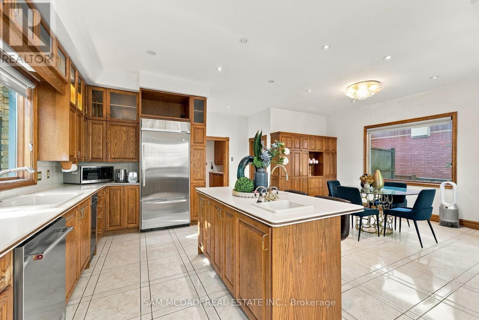 2480 Mississauga Road, Mississauga, Ontario  L5H 2L5 - Photo 17 - W14099596