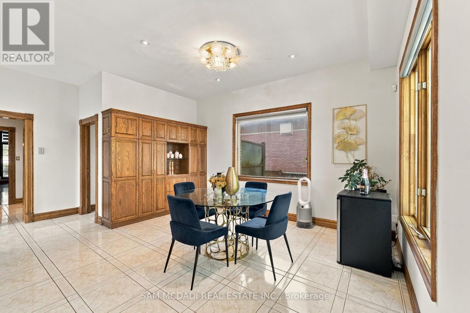 2480 Mississauga Road, Mississauga, Ontario  L5H 2L5 - Photo 20 - W14099596