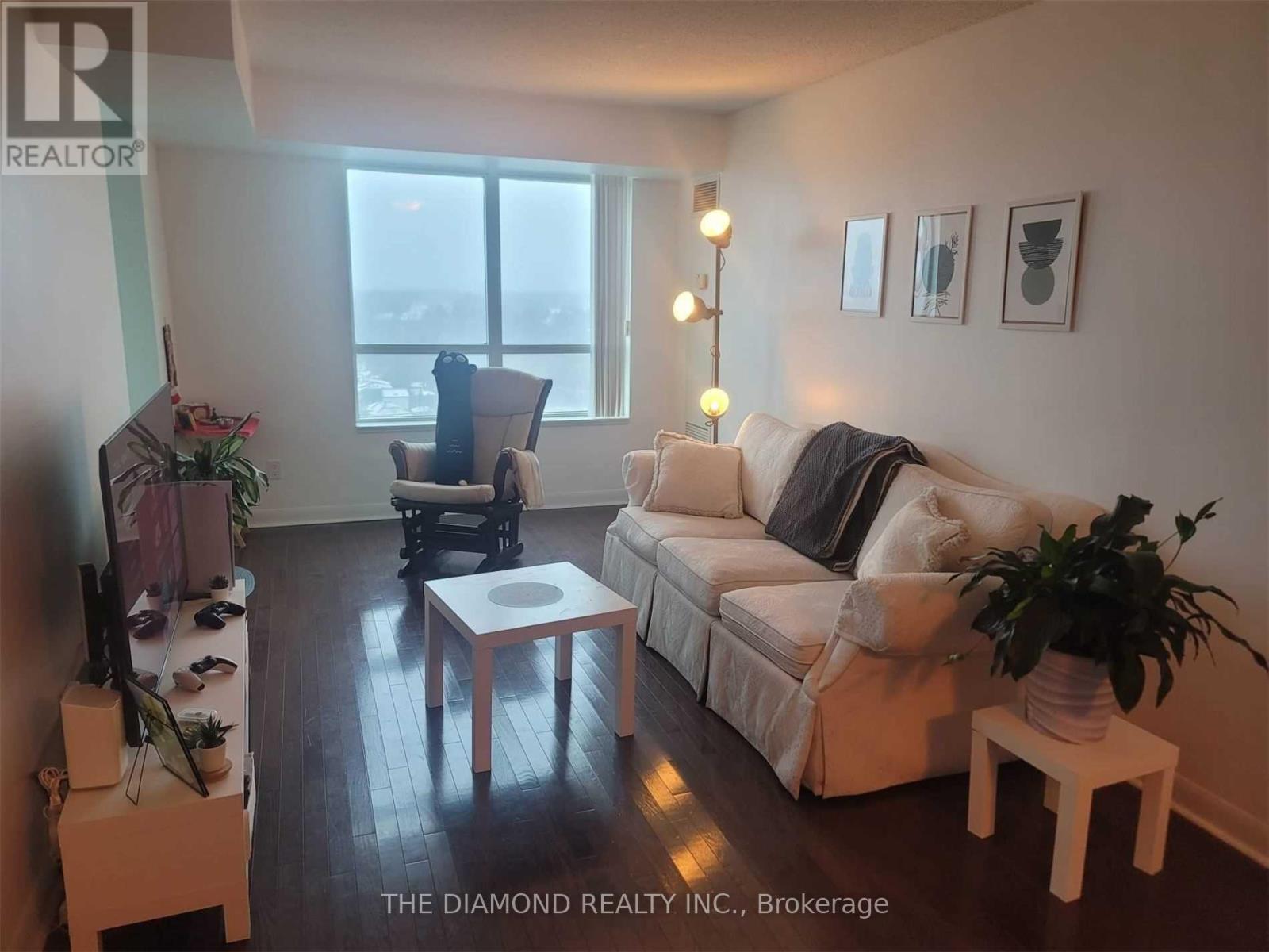1808 - 225 Sherway Gardens Road, Toronto, Ontario  M9C 0A3 - Photo 5 - W14099656