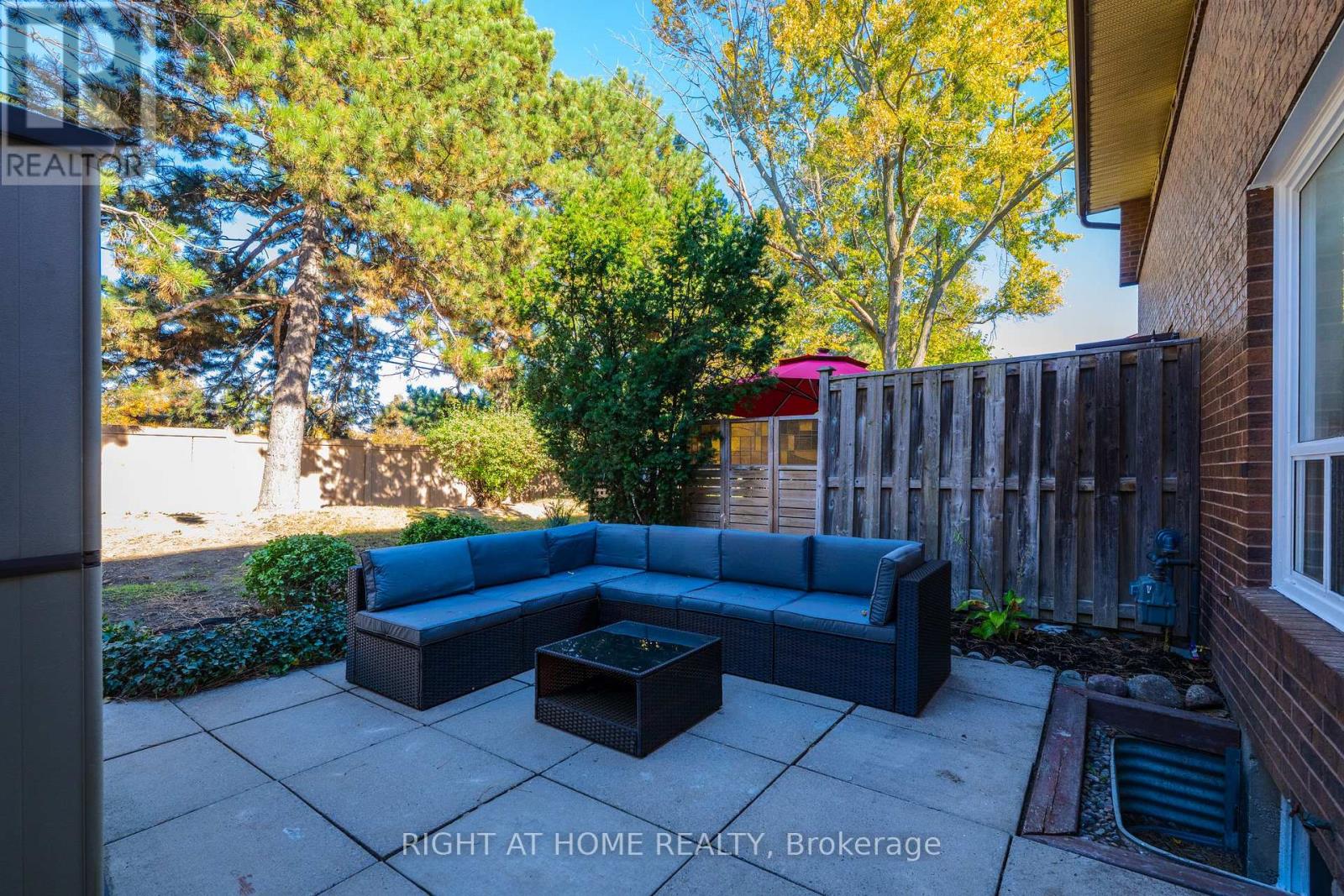 9 - 3665 Flamewood Drive, Mississauga, Ontario  L4Y 3P5 - Photo 39 - W14099682