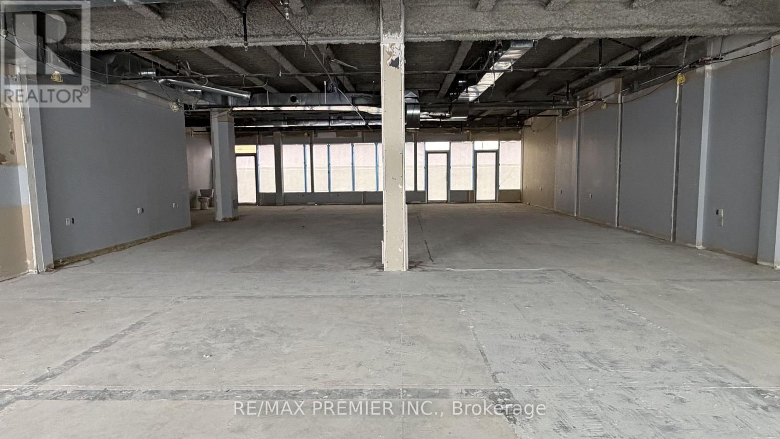 75 & 76 - 9100 Jane Street, Vaughan, Ontario  L4K 0A4 - Photo 3 - N14095672