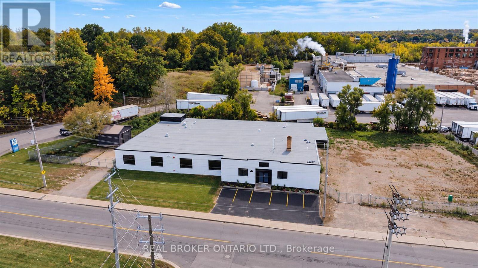 147 MARY STREET, Brantford, Ontario