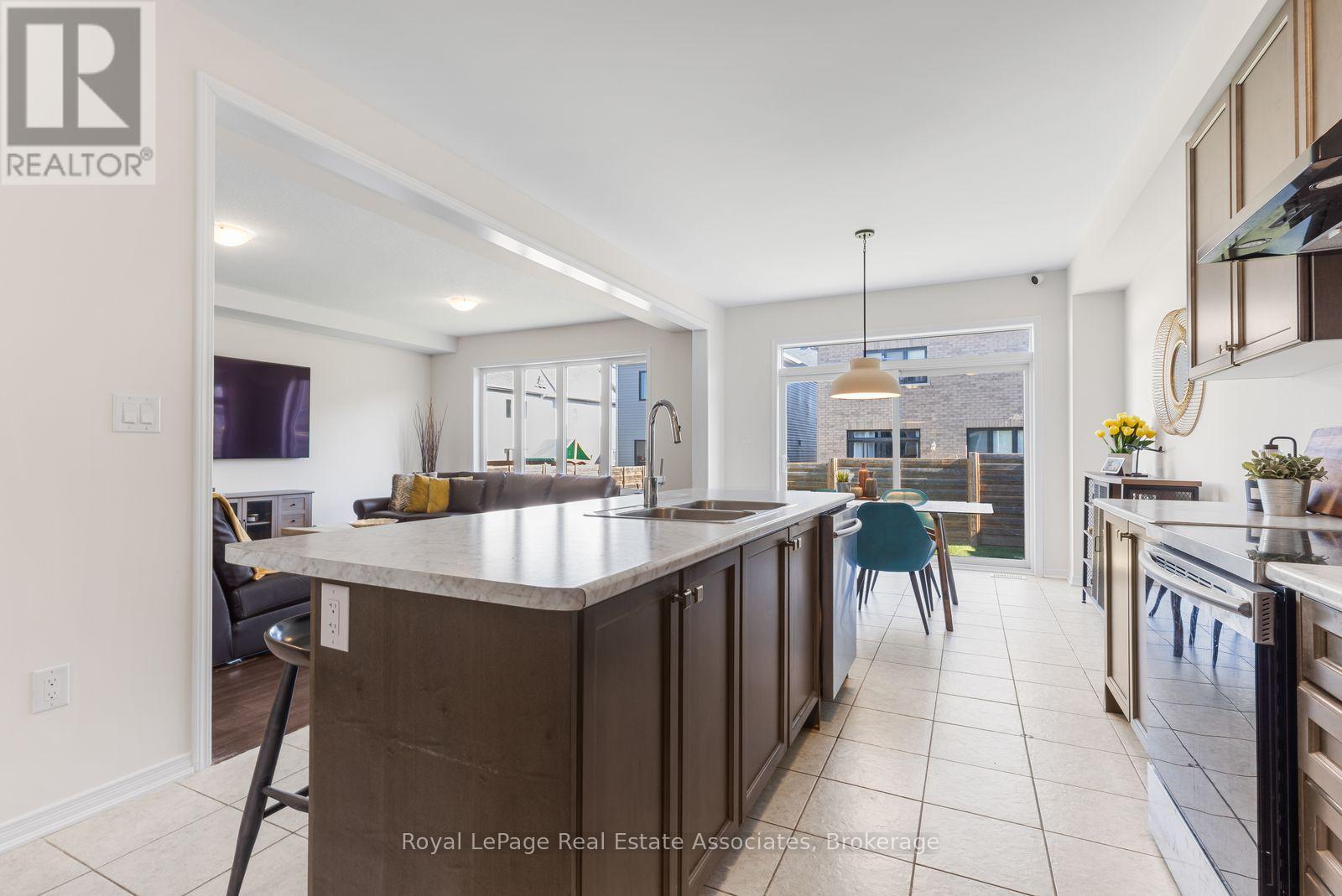 40 Sumac Drive, Haldimand, Ontario  N3W 0C2 - Photo 5 - X14099548