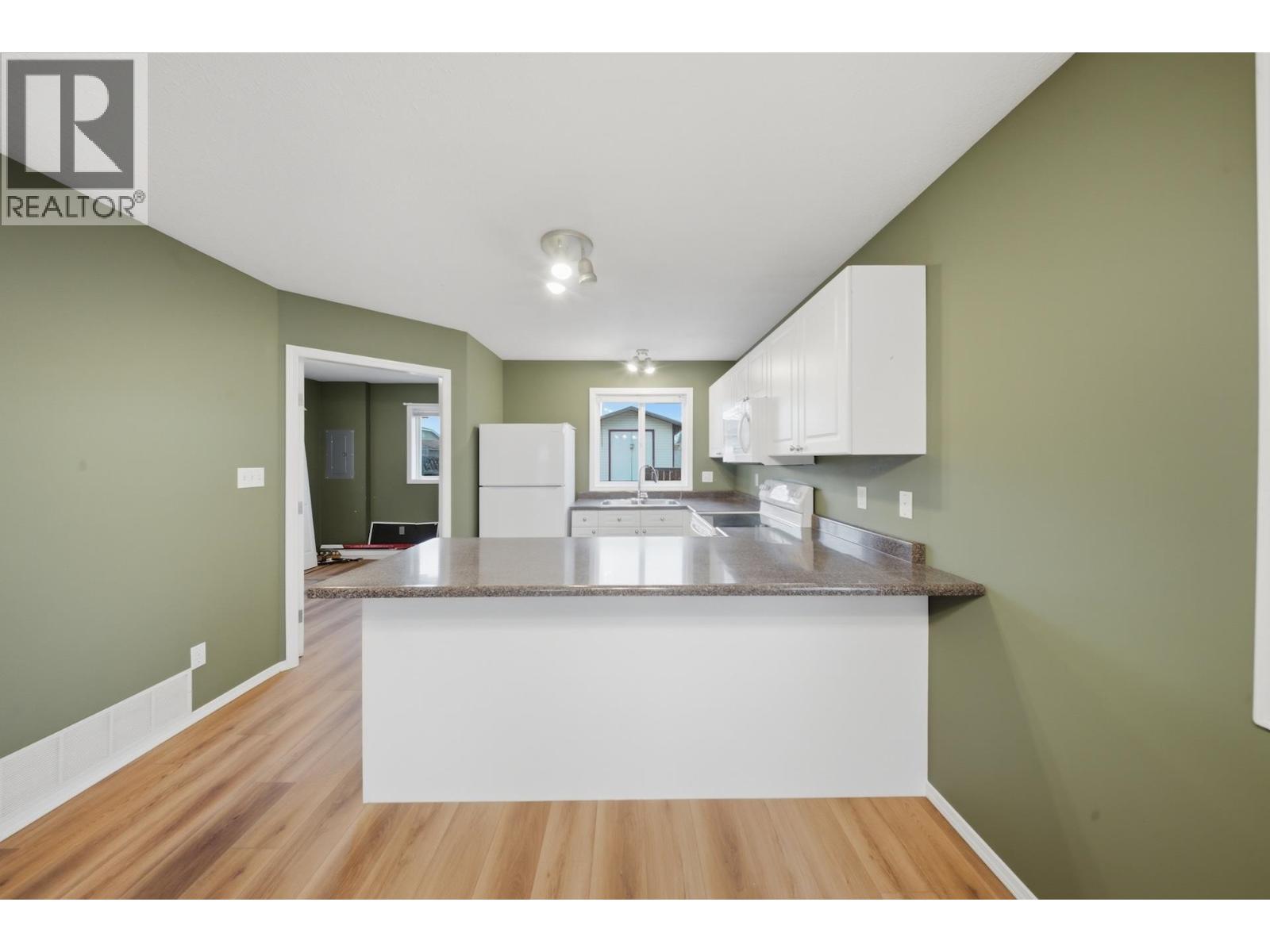 8016 88 Avenue, Fort St. John, British Columbia  V1J 7G9 - Photo 14 - R3142340