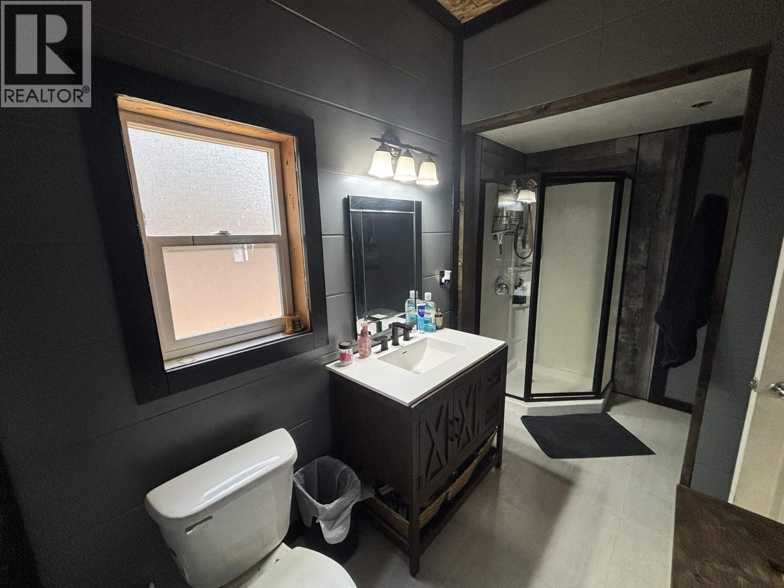 10946 Edwards Road, Vanderhoof, British Columbia  V0J 3A1 - Photo 8 - R3176717