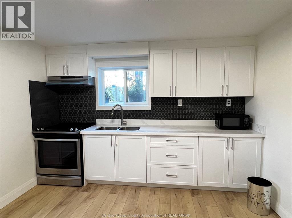 1880 Liberty Unit# Lower, Windsor, Ontario N9E 1J2 - Photo 3 - 26025799