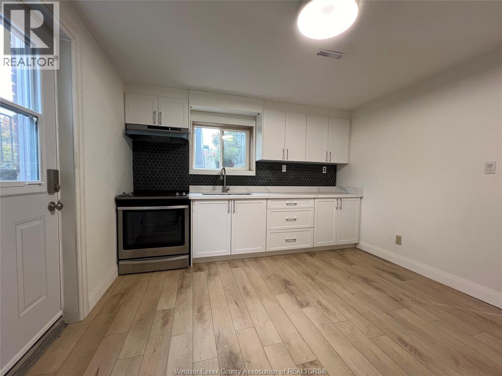 1880 Liberty Unit# Lower, Windsor, Ontario N9E 1J2 - Photo 2 - 26025799