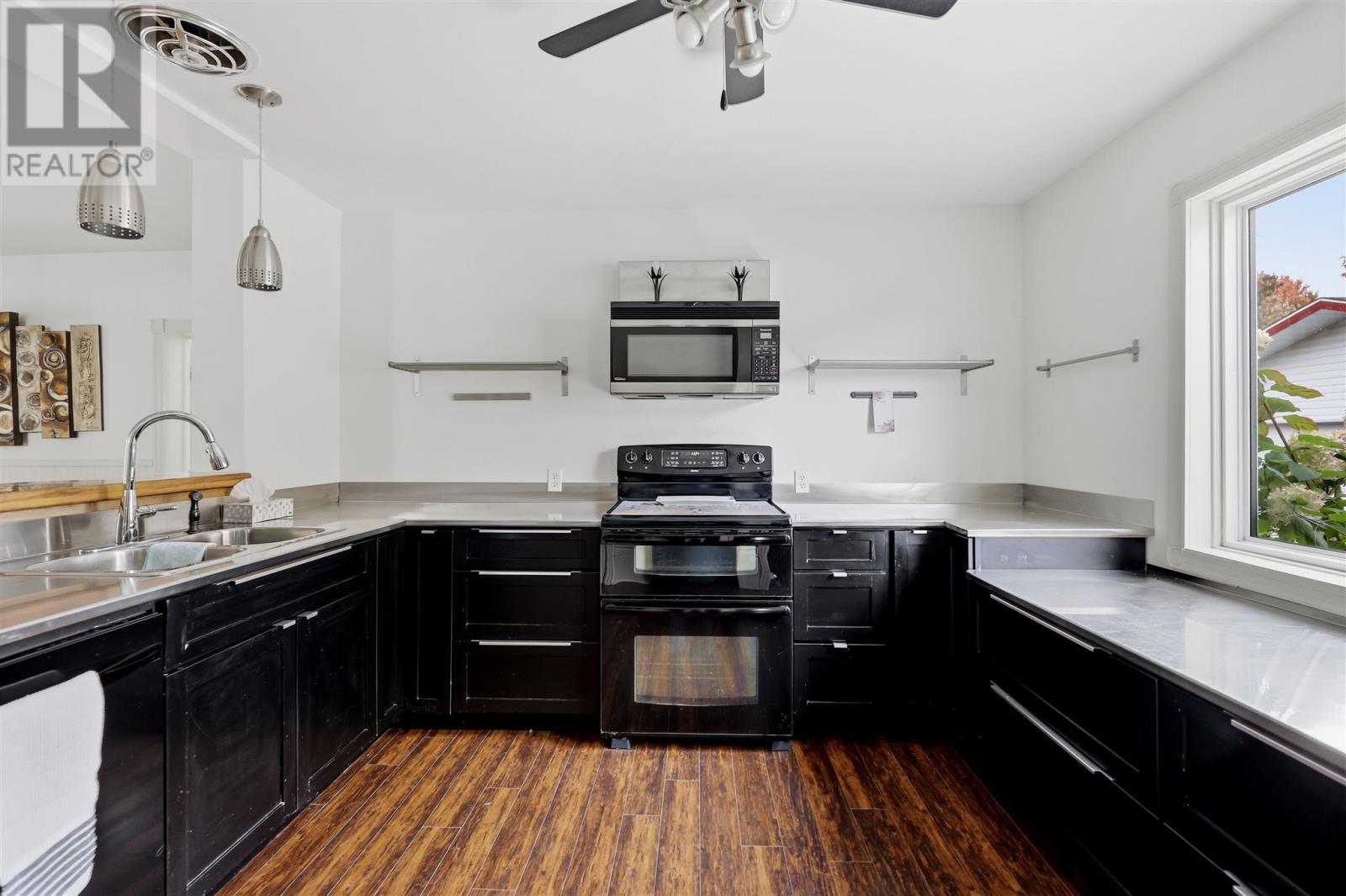 202 Water St, Thessalon, Ontario  P0R 1L0 - Photo 18 - SM262940